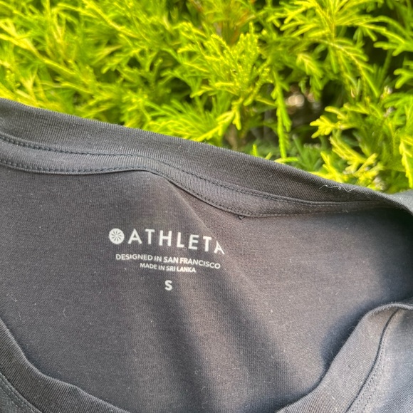 Athletea tank top - Picture 2 of 2